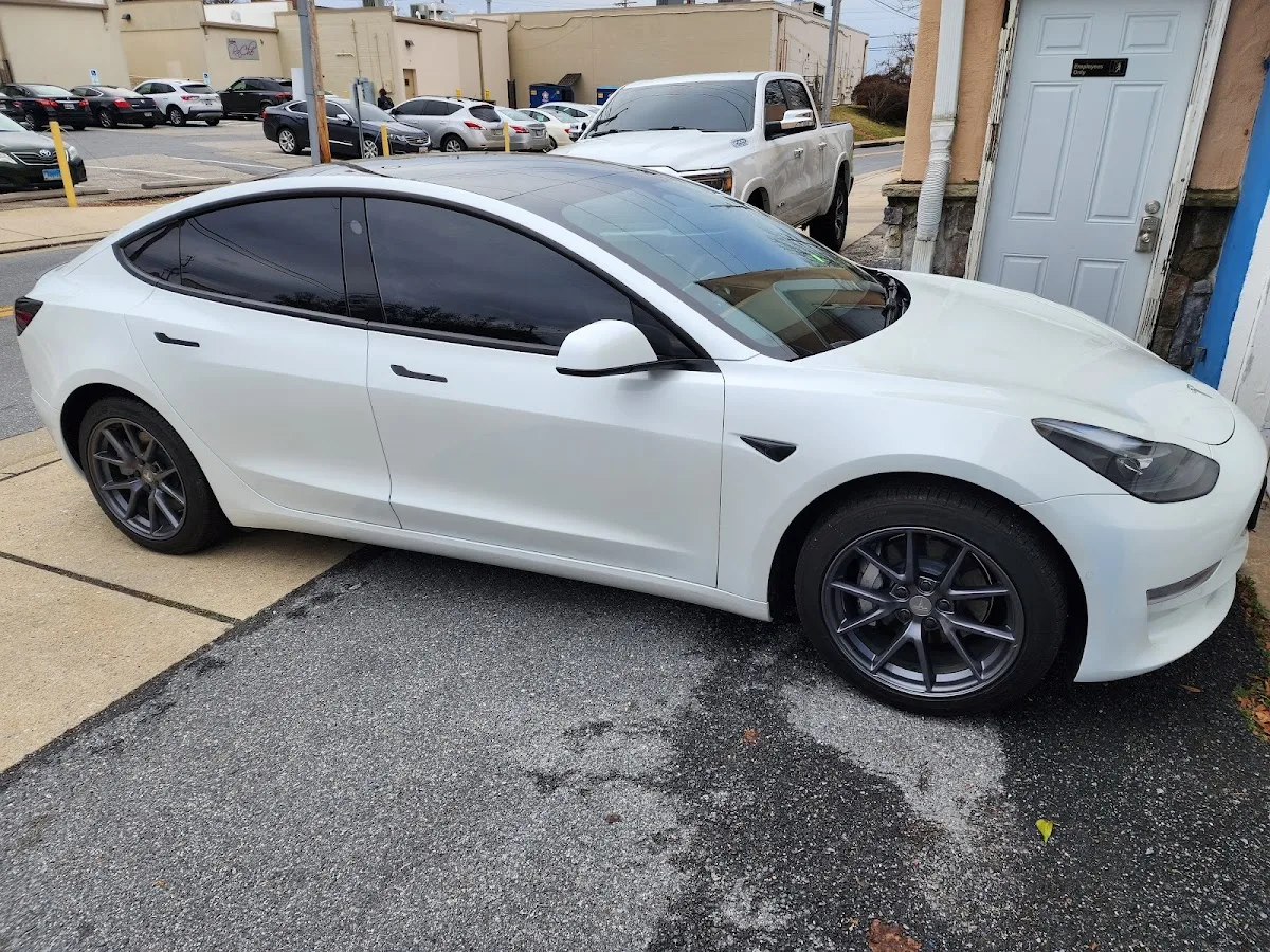 Baltimore Window Tint & Graphics