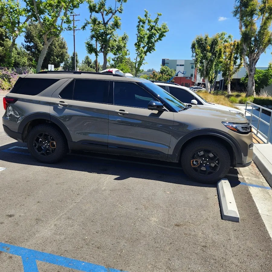 Dark Mode Window Tinting