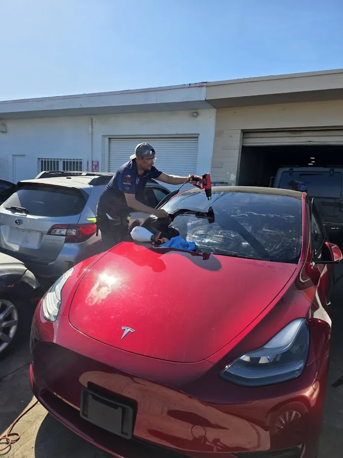JM WINDOW TINT AND AUDIO LLC
