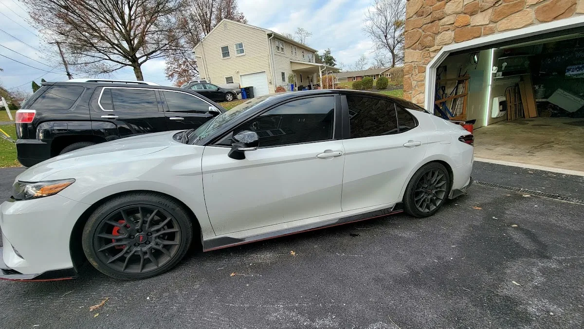 L&M Tint LLC