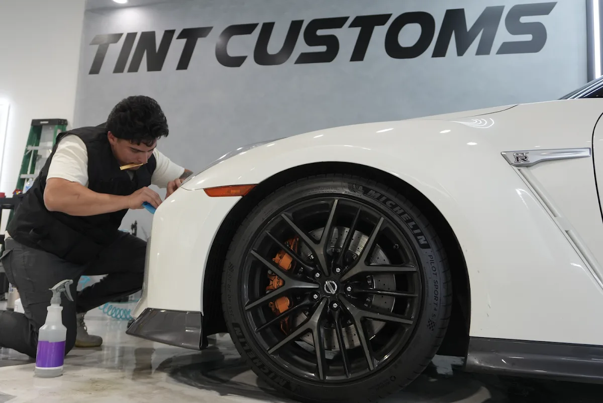 Tint Customs