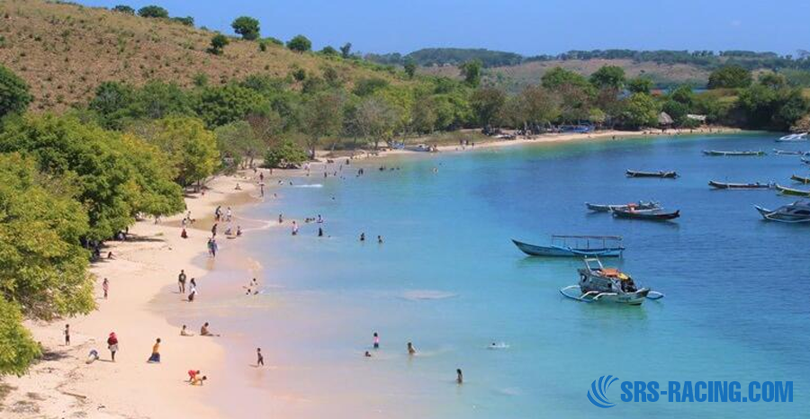 Best Time to Visit Pink Beach Lombok